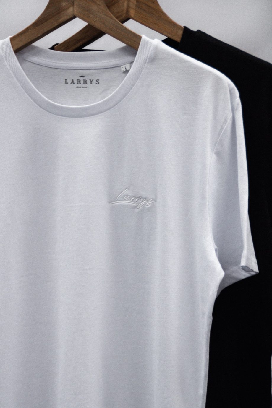 larrys shirt -white